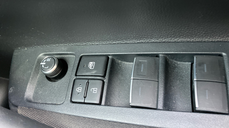 Toyota Corolla 1.8 VVT-i Hybrid Icon 5dr CVT Hybrid Hatchback